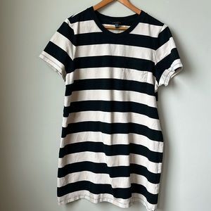 BANANA REPUBLIC FACTORY cream and black stripped dress size XLP